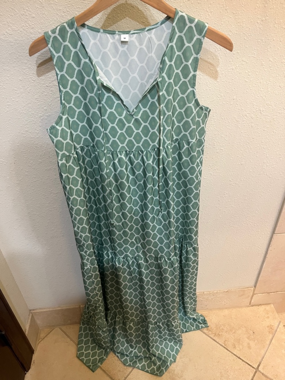 Maxi Dress Green Geometric Print Sleeveless (53”)